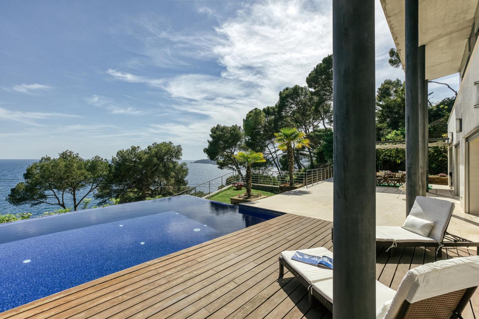 Blueview Villa Llafranc Exterior photo